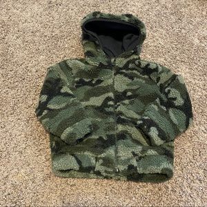 The GAP Toddler Boy Camo Sherpa Jacket 3T